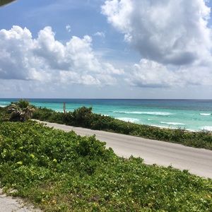 Meet your Posher, Kandy